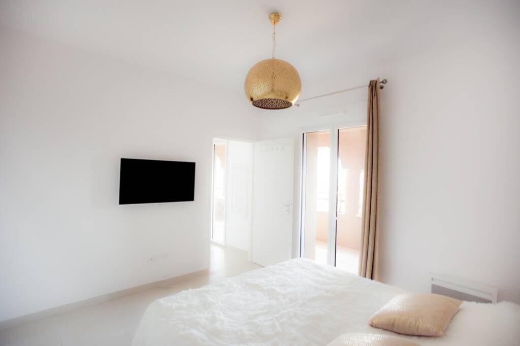 Magnifique Appartement Avec Vue Imprenable La Londe-les-Maures Zewnętrze zdjęcie