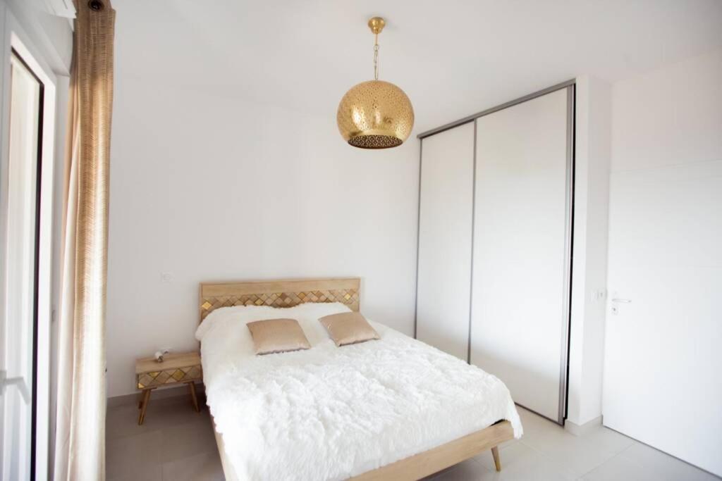Magnifique Appartement Avec Vue Imprenable La Londe-les-Maures Zewnętrze zdjęcie